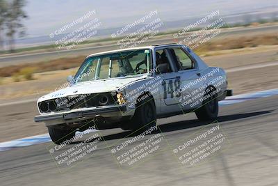 media/Oct-01-2022-24 Hours of Lemons (Sat) [[0fb1f7cfb1]]/10am (Front Straight)/